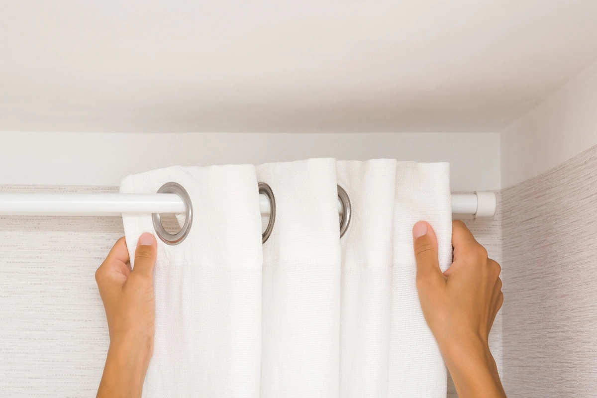Comment Installer Vos Rideaux Sans Percer Vos Murs Astuces Au Quotidien