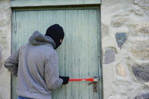 Cambriolage: un nouvel endroit très prisé des voleurs pour pénétrer votre domicile!