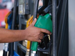Carburant: Comment obtenir la prime de 100 euros?