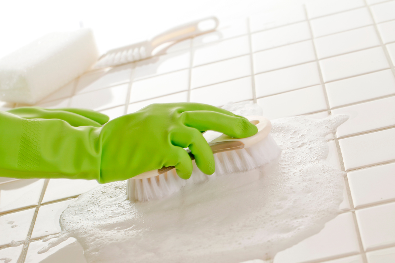6 Astuces efficaces pour nettoyer les joints de votre carrelage.