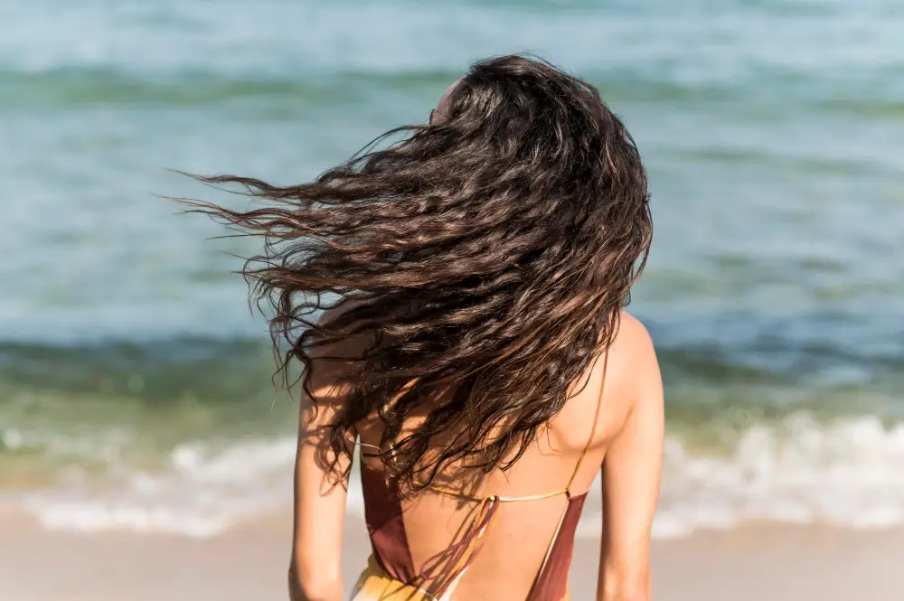 Cheveux au soleil ©Freepik