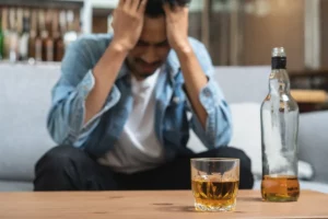 Alcool : Si vous présentez l'un de ses signes, vous avez potentiellement un problème d'addiction grave !