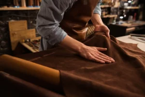Comment faire la différence entre le vrai et le faux cuir ?