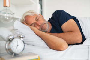 Quelle est la durée de sommeil recommandée après 50 ans ?