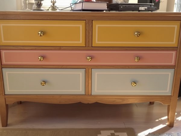 commode_customisée_pastel