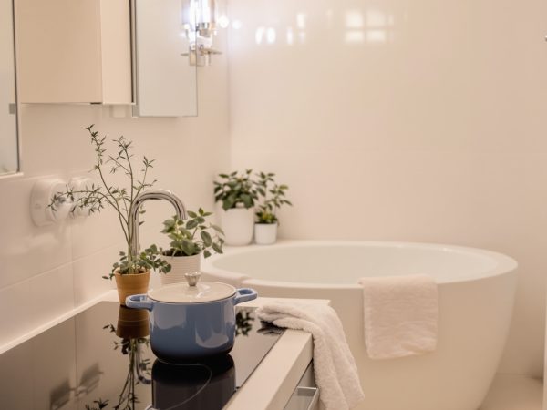 crème_salle_de_bain_lumineuse