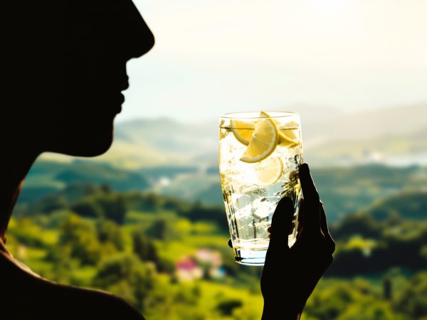 eau_pétillante_naturelle_silhouette