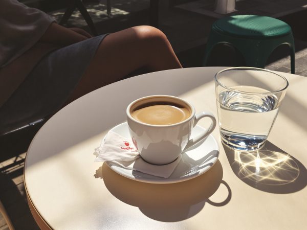 expresso_et_verre_eau_cafe