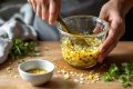 Vinaigrette maison : les trois secrets pour sublimer vos salades