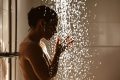 Douche glacée déconseillée : la méthode idéale pour vaincre la canicule