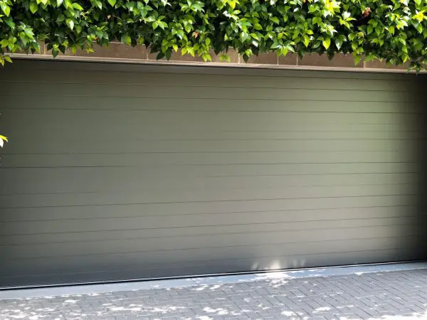 porte_garage_verrouillee