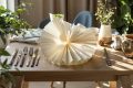 L’éventail en papier : l’accessoire DIY qui rafraîchit votre intérieur