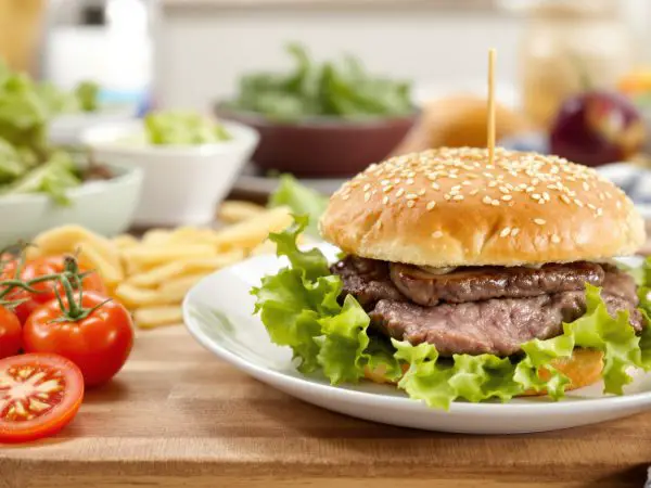 preparation_burger_maison