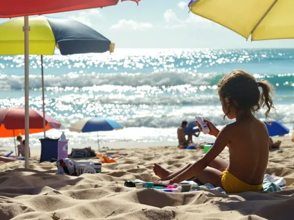 protection_solaire_plage