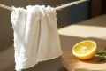 Blanchissez votre linge sans produits chimiques : le pouvoir du citron révélé