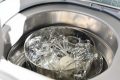 Bouchon de liège contre traces blanchâtres : astuce écologique ou supercherie ?