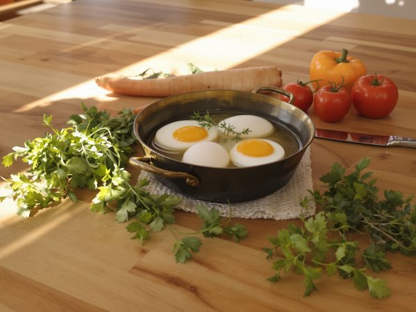table-oeufs-legumes